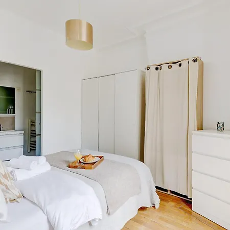 Stylish 1br Steps From Le Marais & Montorgueil * Parigi