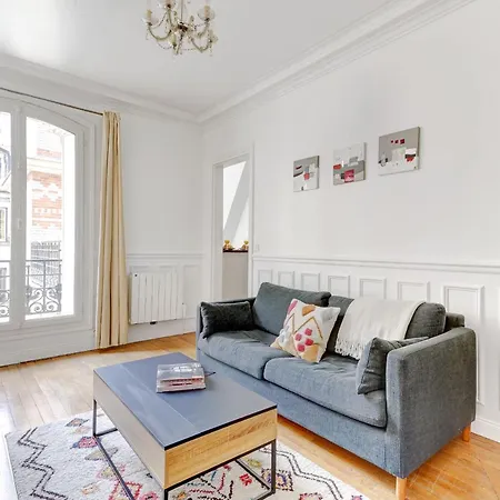Stylish 1br Steps From Le Marais & Montorgueil * Parigi